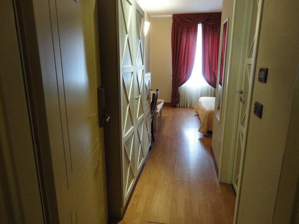 Hotel Vazzana Volpiano Extérieur photo