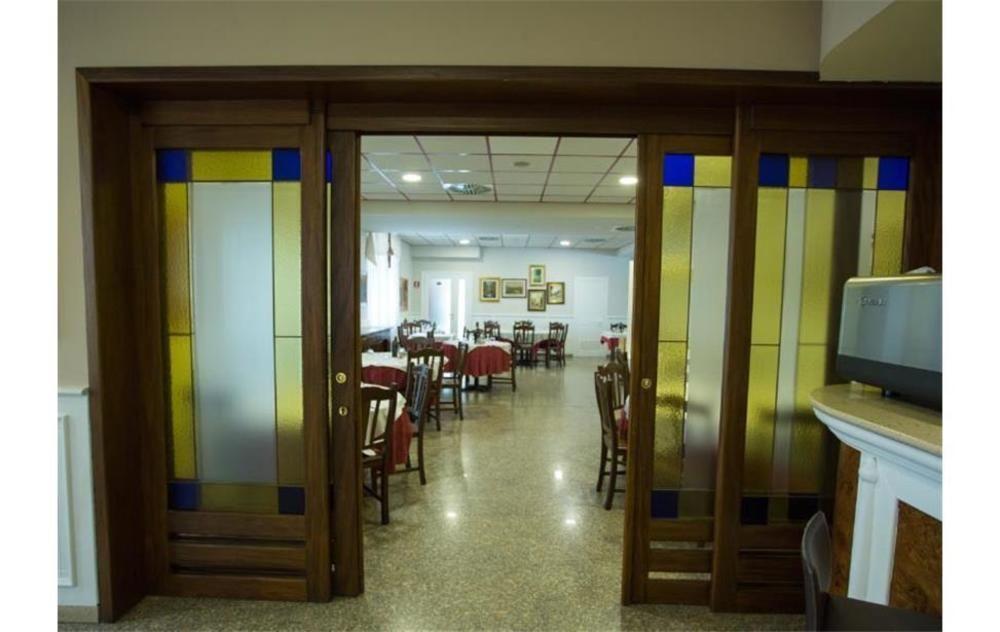 Hotel Vazzana Volpiano Extérieur photo