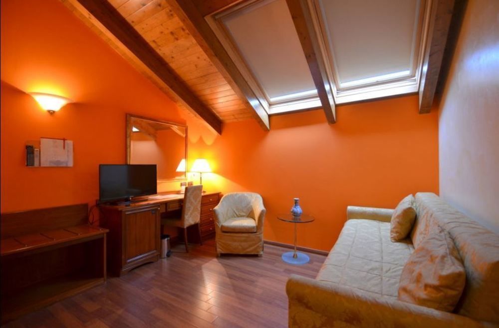 Hotel Vazzana Volpiano Extérieur photo